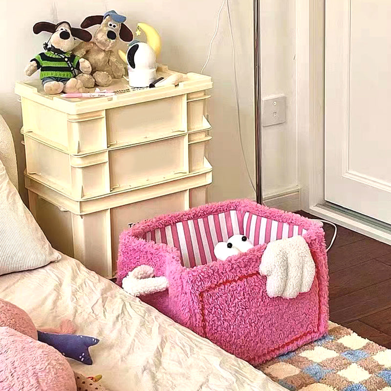 Söpö pehmoinen säilytyskori