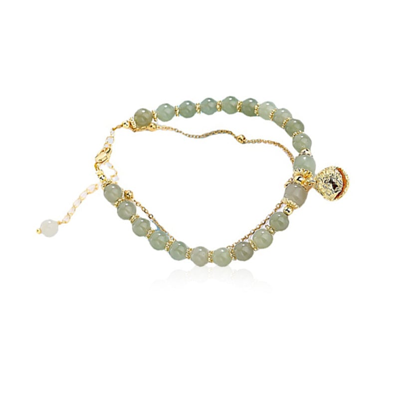 Ihanteellinen lahja - Elegantti Faux Jade Rannekoru
