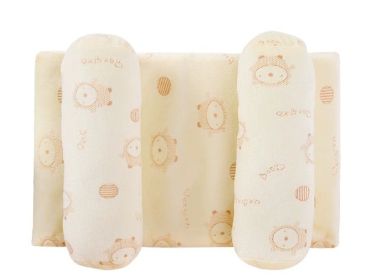 Vauvan Pään Muotoilun Tuki Tyyny - Saatavilla useissa väreissä