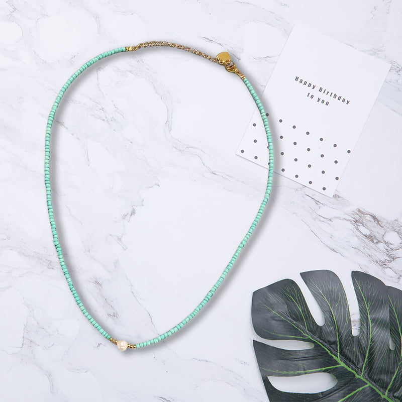 💫Makeanveden Helmi Kaulakoru Lahjapakkauksessa💫