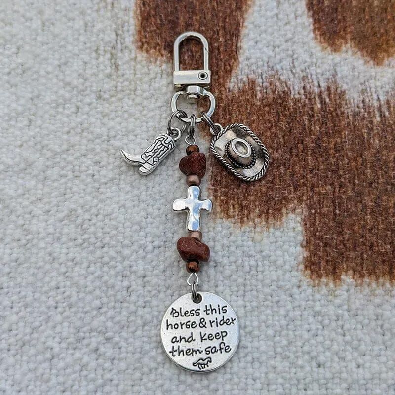 Satula ja satula koristeellinen klipsi