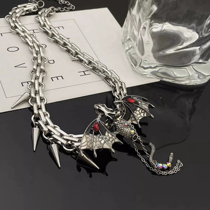 Säädettävä Dragon Choker naisille