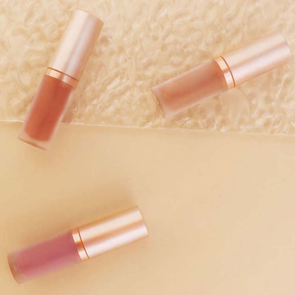 Vedenpitävä matta nestemäinen huulipuna sametti rakenteella