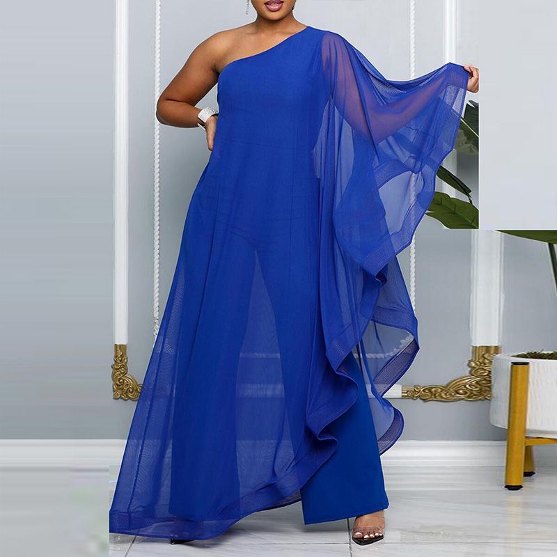 Rento ja tyylikäs yhden olkapään tilkkutäkkihaalari