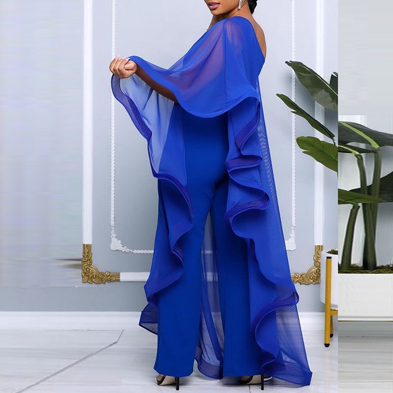 Rento ja tyylikäs yhden olkapään tilkkutäkkihaalari