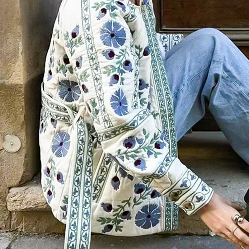 Sininen pyöreäkauluksinen painettu puuvillatakki vyöllä naisille