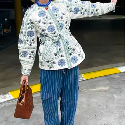 Sininen pyöreäkauluksinen painettu puuvillatakki vyöllä naisille