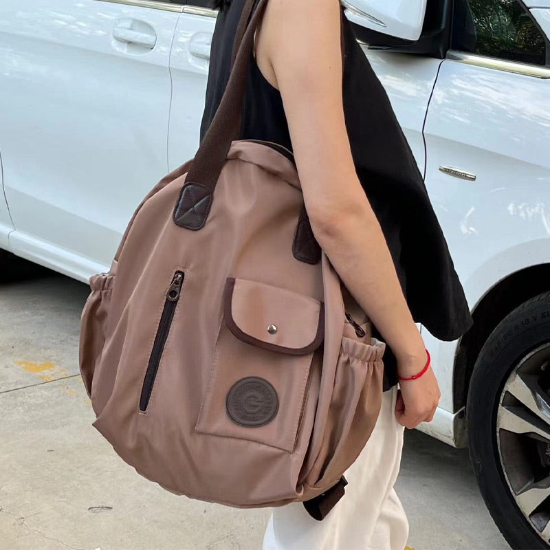 Multi-kuljettaa suuren kapasiteetin vedenpitävä reppu