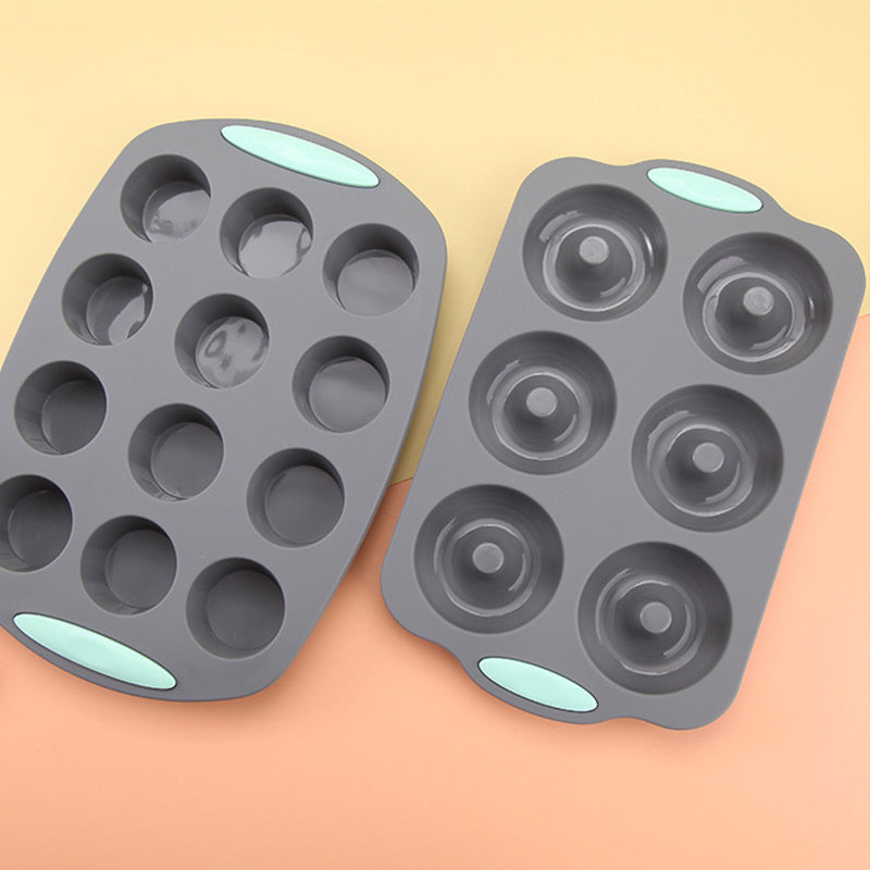 🍩Silikoni kakkumuotit asetettu helppoon leivontaan
