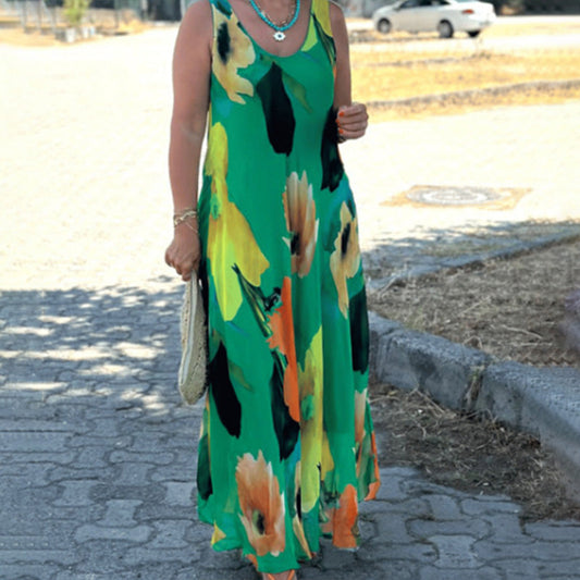 Elegantti pehmeä olkaimeton kukallinen liikkuva mekko