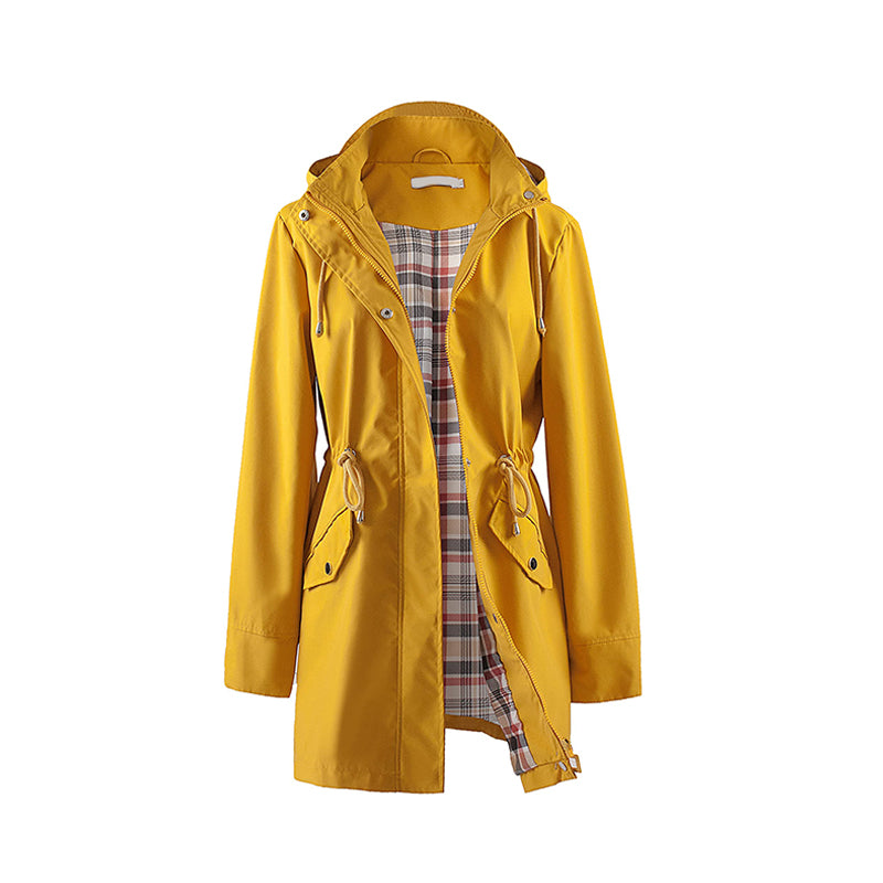 Pitkä hupullinen vyötäröä kiristävä vetoketjullinen tuulitakki