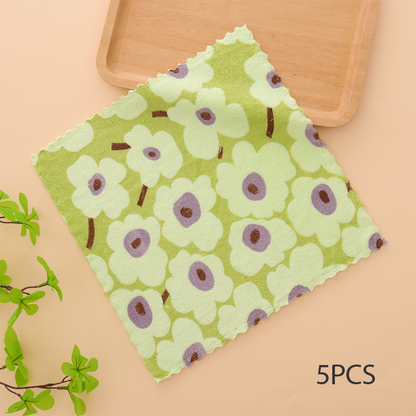 5 kpl korallinvärisiä flanellipyyhkeitä kotikäyttöön