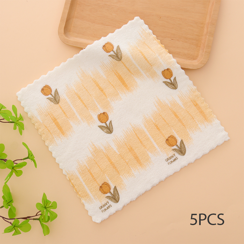 5 kpl korallinvärisiä flanellipyyhkeitä kotikäyttöön