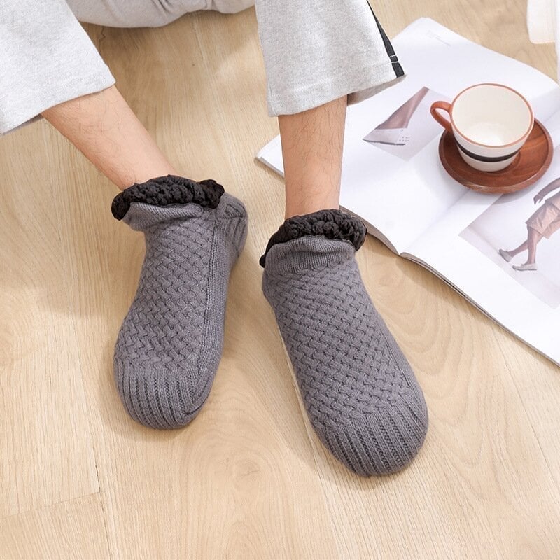 🧦 Sisätilojen liukumattomat lämpimät sukat - 🔥Kolme 50% alennuksella ja ilmainen toimitus