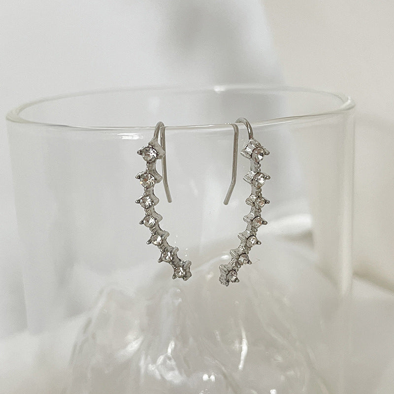 ✨Seitsemän tähden korvakorut