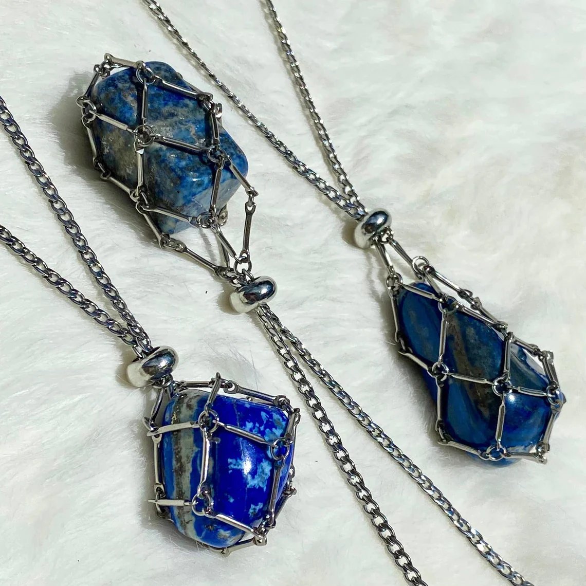 2024 Crystal Stone Holder kaulakoru - ilmainen (kristalli) lahja mukana🎁