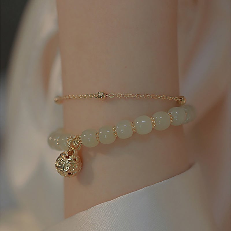 Ihanteellinen lahja - Elegantti Faux Jade Rannekoru