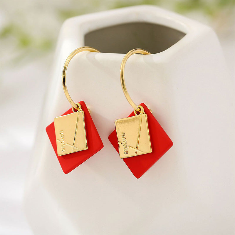 Uusi tuote lanseerattu💖Tyylikkäät Neliöriipuskorvakorut