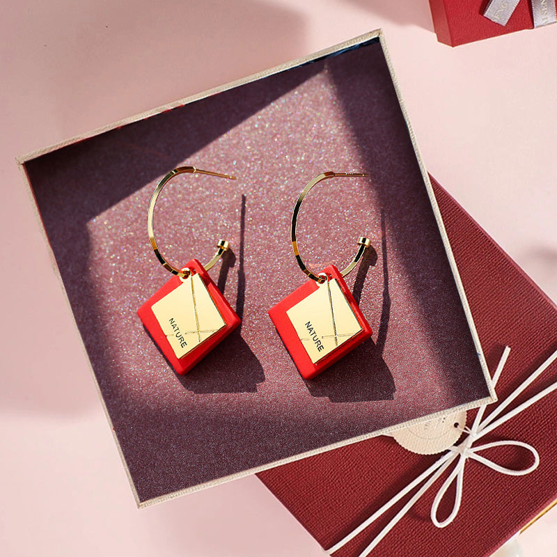 Uusi tuote lanseerattu💖Tyylikkäät Neliöriipuskorvakorut