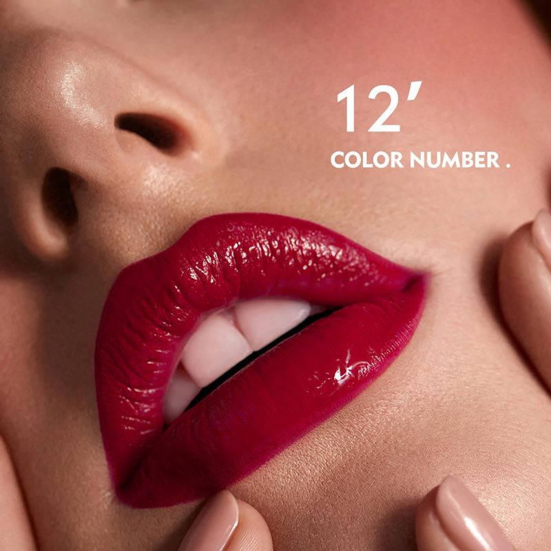 16 väriä kaksipäistä korostavaa huulikiiltoa